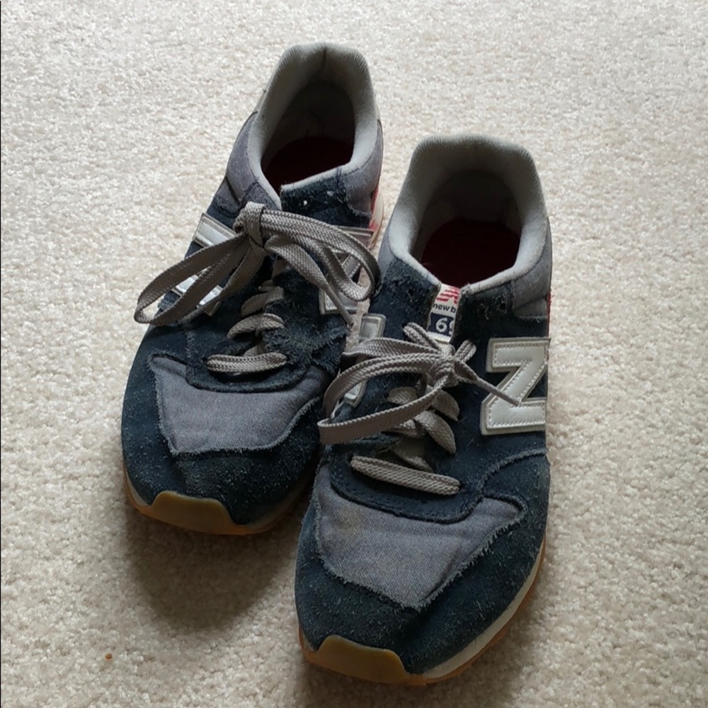 New balance tennis shoes